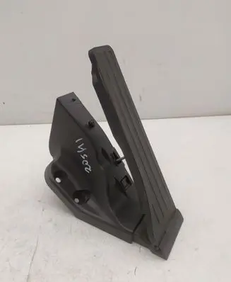 Mercedes-Benz C W205 Accelerator throttle pedal A2053000004