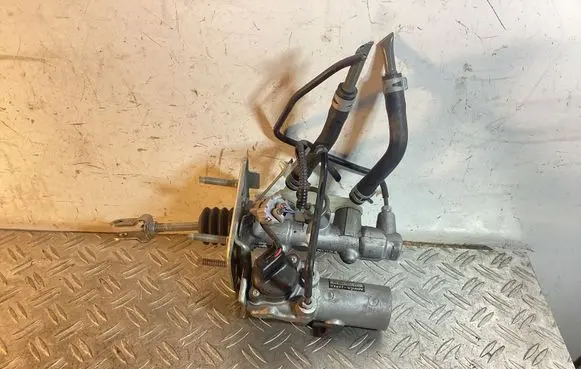 Lexus RX 450H Master brake cylinder 13811010510 323108232079