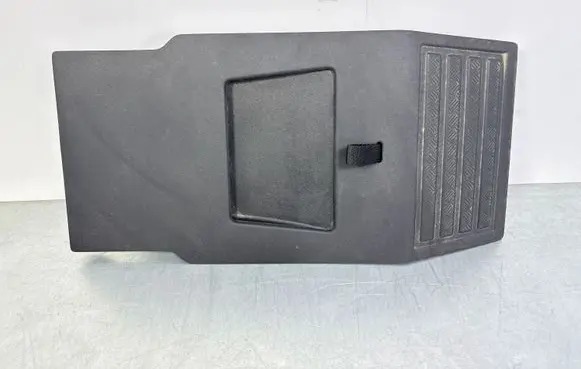 Land Rover Defender Other interior part L8B2130B14CF