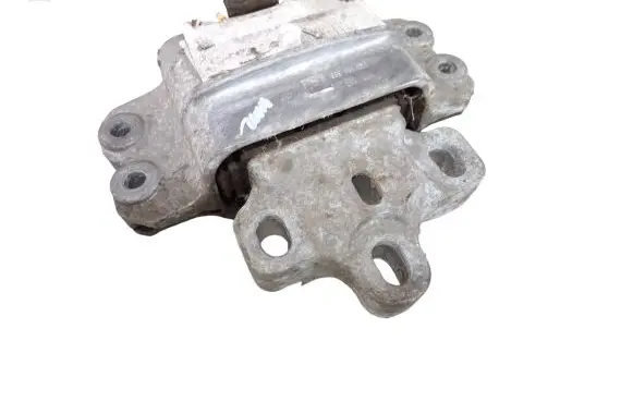 Volkswagen Scirocco Engine mount bracket 1K0199555S