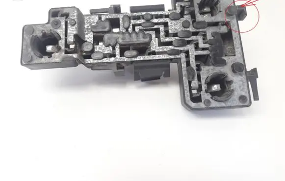 Tail light part