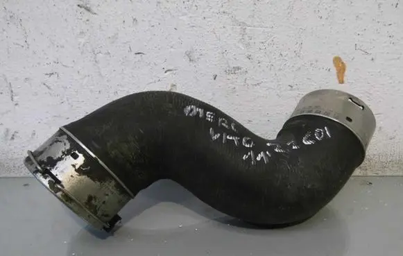 Mercedes-Benz Vito Viano W639 Intercooler hose/pipe