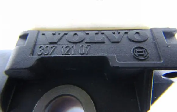 Volvo V70 Airbag deployment crash/impact sensor 30712107