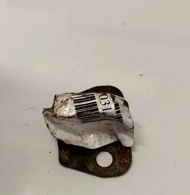 Opel Meriva A Front door lock loop/hook striker