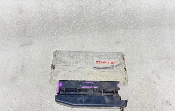 Audi A6 S6 C5 4B LP gas control unit module 67R014289