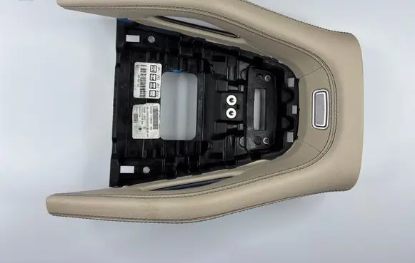 Mercedes-Benz GLS X167 Other center console (tunnel) element A1676801601