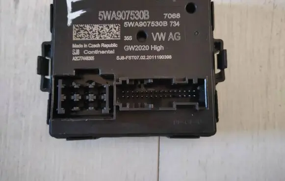Volkswagen Golf VIII Gateway control module 5WA907530B