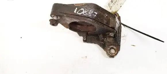 Renault Scenic I Engine mounting bracket