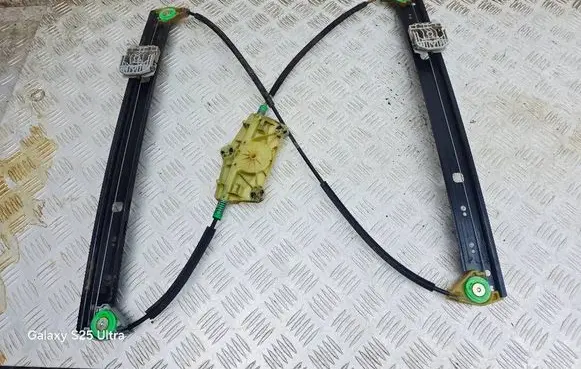 Audi Q7 4L Rear window lifting mechanism without motor 4L0839462A