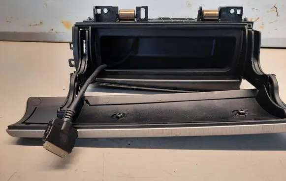 Mini One - Cooper Coupe R56 Glove box RG24621150 9166599 13DGZ2007