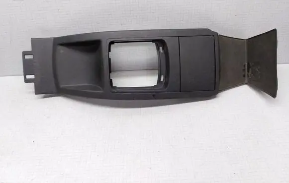 Volkswagen Polo Center console 6Q1863241 6Q1863284A