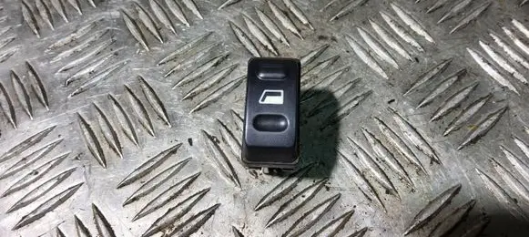 Citroen Xsara Picasso Electric window control switch 22681