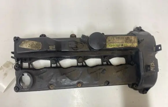 Mercedes-Benz Sprinter W906 Rocker cam cover 