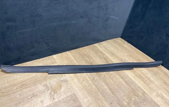 Land Rover Range Rover L405 Engine compartment rubber PC09003009
