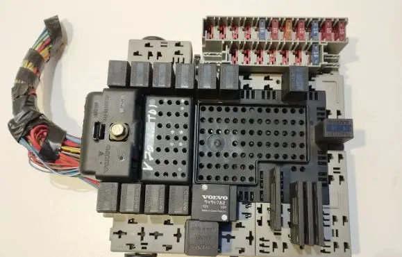 Volvo V70 Fuse box set 9401802 0194620