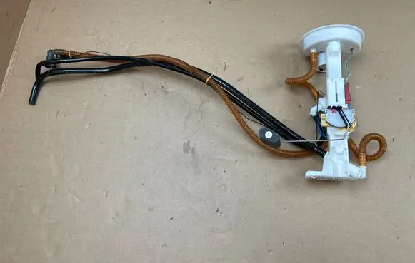 BMW X5 F15 Fuel level sensor 7366123