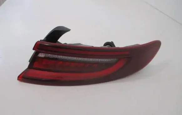 KIA Pro Cee'd III Rear/tail lights 92402J7200