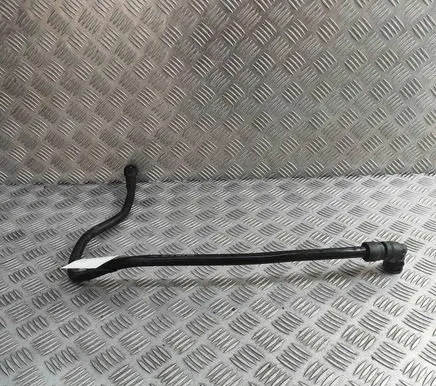 Aston Martin Vantage III Engine coolant pipe/hose 6G336L689AE