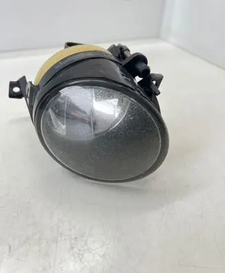Volkswagen Golf V Front fog light E26015SAE