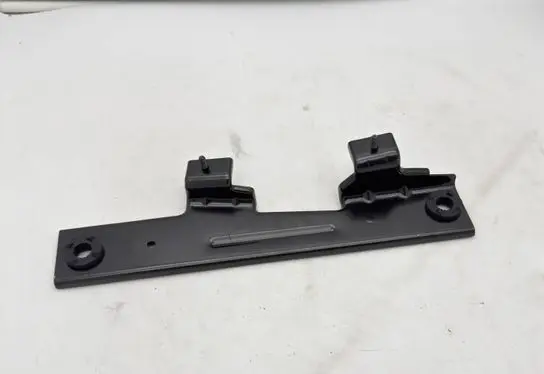 Alfa Romeo Giulia Intercooler pipe mounting bracket 50542442 50538557 68313657AA