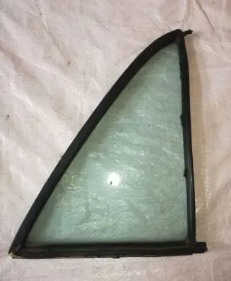 Mercedes-Benz 280 450 W116 Rear vent window glass 1167350209