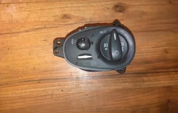 Ford Focus Light switch 98ag13a024fg 4986104