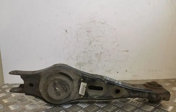 Hyundai Santa Fe Rear control arm