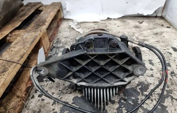 Mercedes-Benz SL R129 Rear differential 1293510505