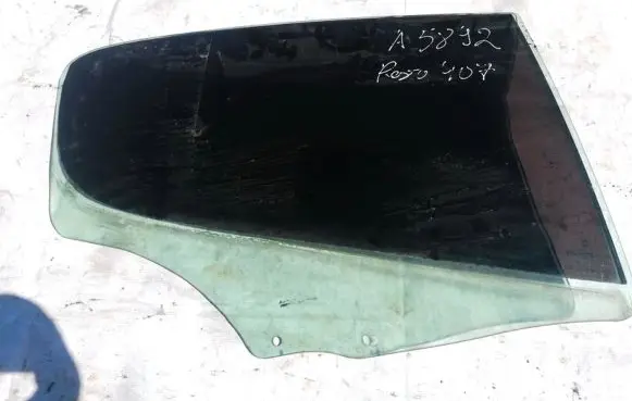 Peugeot 407 Rear door window glass