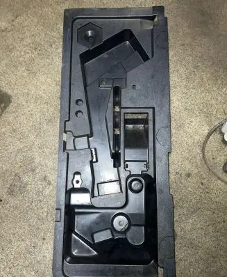 BMW 5 E34 Tool box 8120797