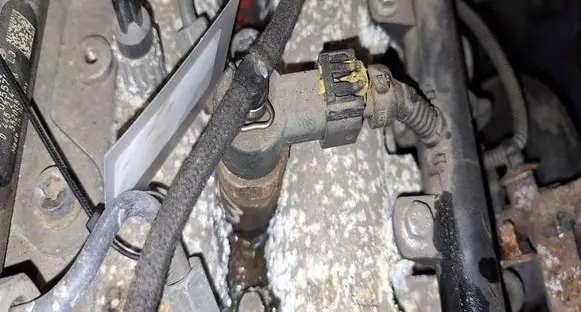 Opel Meriva A Fuel injector 0445110183