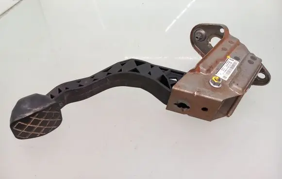Clutch pedal