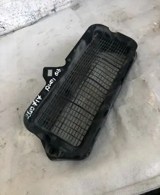 Audi Q3 F3 Air intake duct part 5q0815479