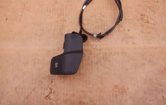 Engine bonnet/hood lock release cable