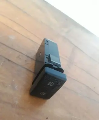 Fog light switch