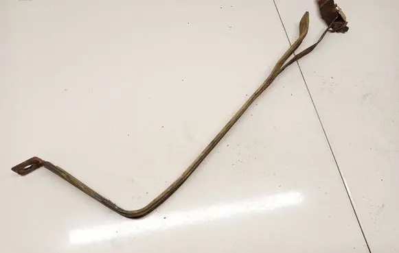 Toyota RAV 4 (XA30) Fuel tank mounting bracket 
