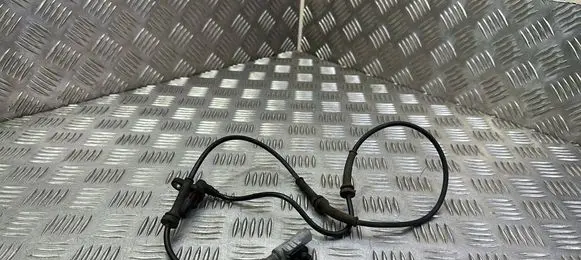 Land Rover Range Rover Sport L320 ABS brake wheel speed sensor 