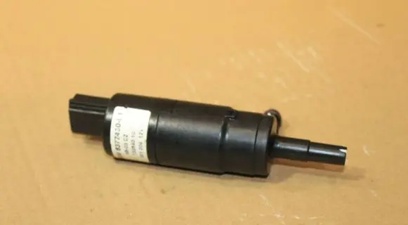 BMW X5 E53 Headlight washer pump 8377430