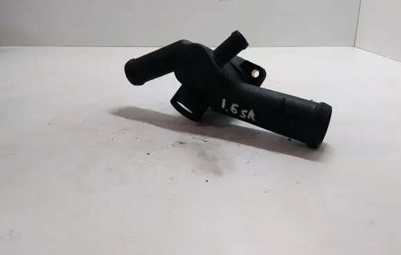 Volkswagen Golf IV Thermostat housing 