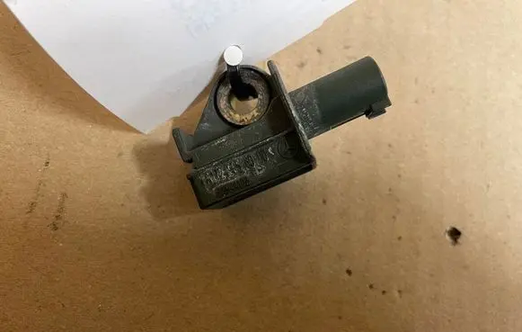 Mercedes-Benz E W212 Airbag deployment crash/impact sensor A1729056000