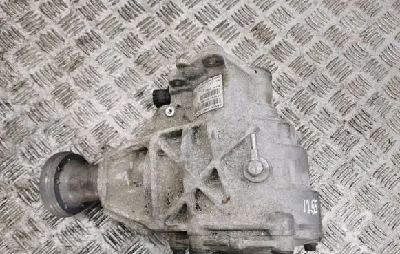 Land Rover Evoque II Gearbox transfer box case K8D27L486