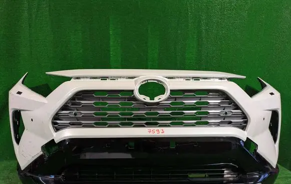 Toyota RAV 4 (XA50) Front bumper