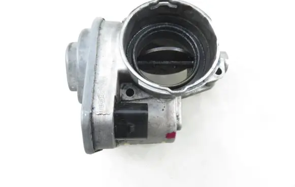 Volkswagen Golf V Throttle body valve 038128063G