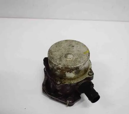 Nissan Qashqai Vacuum pump 8201005306B