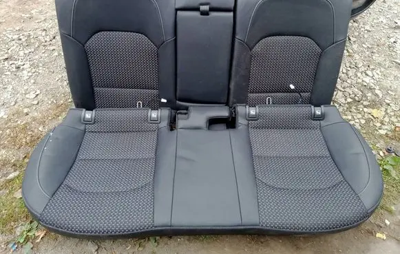 KIA Ceed Second row seats 