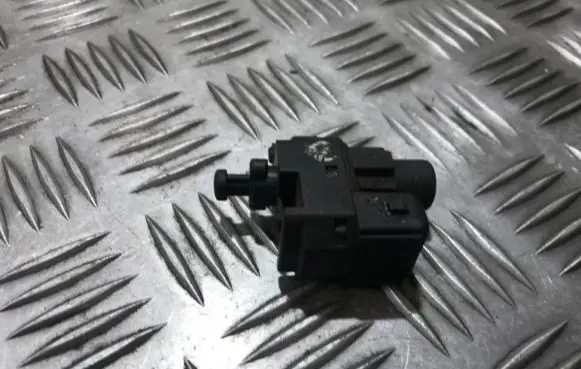 Ford Mondeo MK I Brake pedal sensor switch 93bb13490bb 93bb-13490-bb