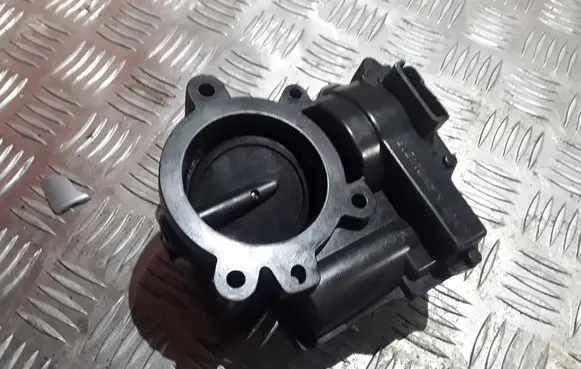 Peugeot 308 Throttle valve 757669780
