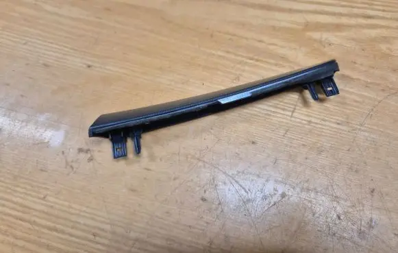 Hyundai Sonata Dashboard glove box trim 847803K010 NO847803K010 SUBNO84780