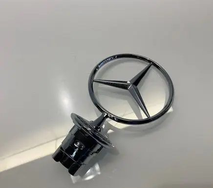 Mercedes-Benz E W212 Manufacturer badge logo/emblem A2218800086 2218800086