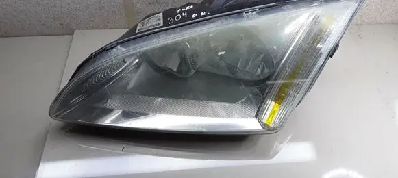Ford Focus Headlight/headlamp 4M5113W030AC 4M5113K060BA
